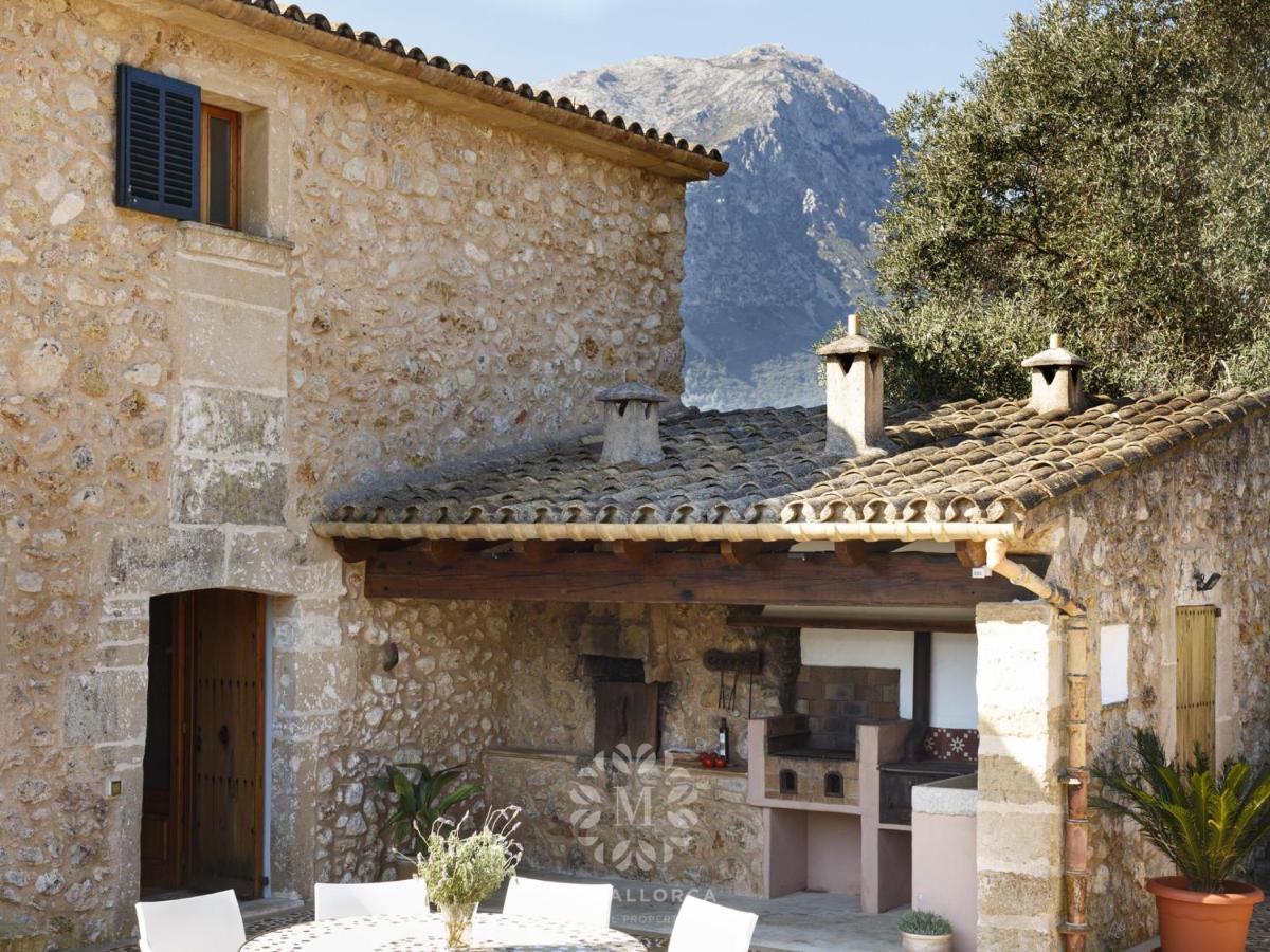 Peric With Pool Quiet And Spacious Wifi Сasa de vacaciones *