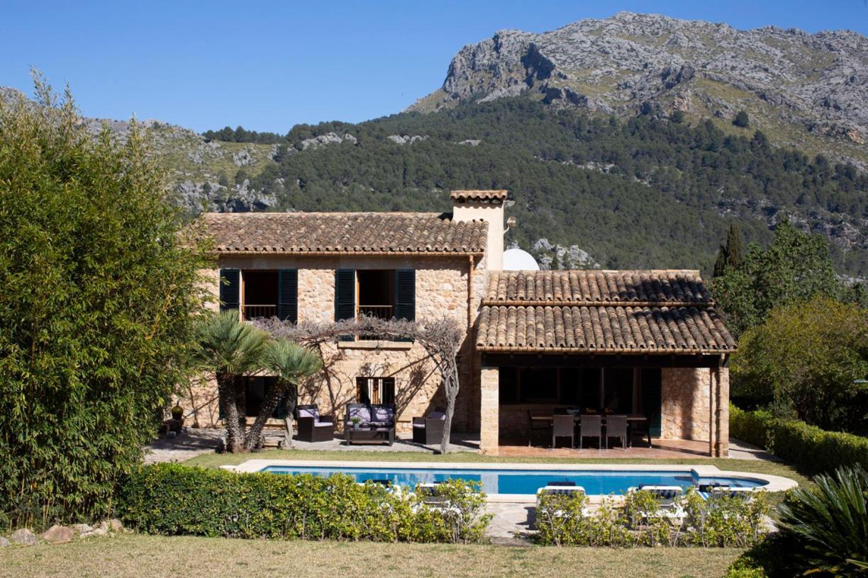 Peric With Pool Quiet And Spacious Wifi Сasa de vacaciones